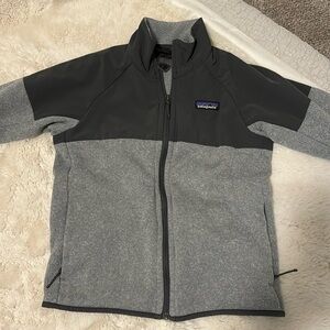 Women’s Patagonia lightweight jacket